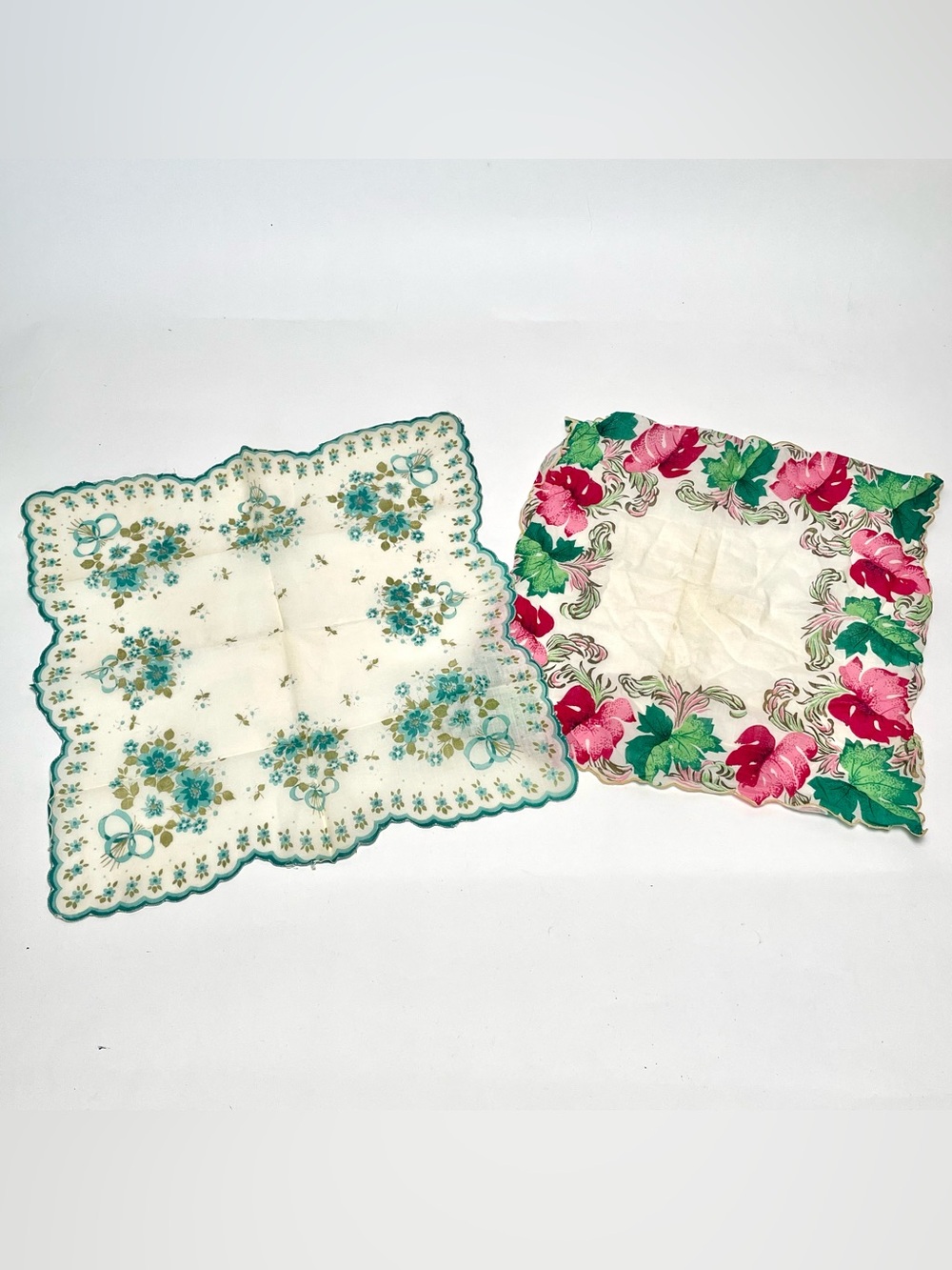 Lot of 10 Vintage Floral Handkerchiefs Hankies Rose Tulip Iris Lace Embroidered - Picture 9 of 13